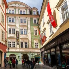 Апартаменты Karlova 25 Apartments