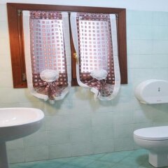Отель B&B Best Holidays Venice Италия, Венеция - отзывы, цены и фото номеров - забронировать отель B&B Best Holidays Venice онлайн ванная фото 2