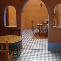 Отель Riad Aicha Марокко, Мерзуга - отзывы, цены и фото номеров - забронировать отель Riad Aicha онлайн удобства в номере