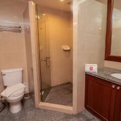 Отель Nida Rooms Silom Soi 12 Planet Бангкок ванная