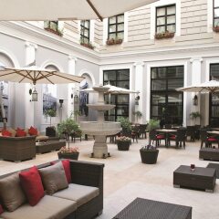 Отель Marriott Tbilisi Грузия, Тбилиси - 2 отзыва об отеле, цены и фото номеров - забронировать отель Marriott Tbilisi онлайн интерьер отеля фото 2