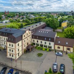 Отель Romantic Boutique Hotel & Spa Литва, Паневежис - 1 отзыв об отеле, цены и фото номеров - забронировать отель Romantic Boutique Hotel & Spa онлайн парковка