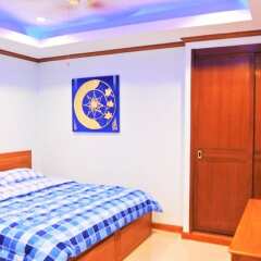 Отель 2 bed Condo Baan Suan Lalana Паттайя сейф в номере
