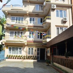 Отель Lekali Homes Непал, Катманду - отзывы, цены и фото номеров - забронировать отель Lekali Homes онлайн вид на фасад