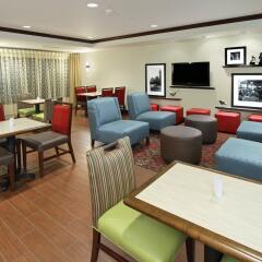 Отель Hampton Inn Jasper гостиничный бар