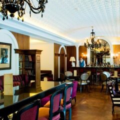 Отель InterContinental Porto - Palacio das Cardosas гостиничный бар