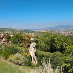 Отель Tuscany Roses Ареццо