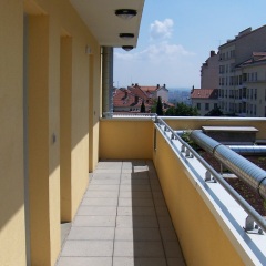 Отель Le Patio des Traboules Франция, Лион - отзывы, цены и фото номеров - забронировать отель Le Patio des Traboules онлайн балкон