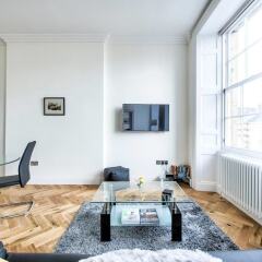 Отель Modern Home 5 Minutes Walk From Princes Street Великобритания, Эдинбург - отзывы, цены и фото номеров - забронировать отель Modern Home 5 Minutes Walk From Princes Street онлайн интерьер отеля