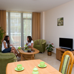 Апартаменты Sunny Beach Rent Apartments - Trakia Plaza комната для гостей