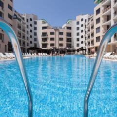 Апартаменты Apartment with Kitchenette in Avalon Complex бассейн фото 2