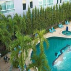 Отель Karon Whale Resort пляж
