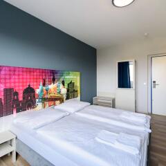 Отель a&o Berlin Kolumbus комната для гостей фото 5