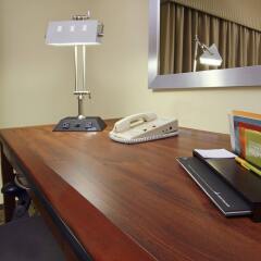 Отель Hilton Garden Inn Columbus Airport США, Колумбус - отзывы, цены и фото номеров - забронировать отель Hilton Garden Inn Columbus Airport онлайн удобства в номере