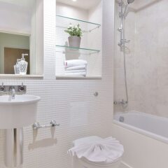 Отель Storm Níké Apartments Великобритания, Лондон - отзывы, цены и фото номеров - забронировать отель Storm Níké Apartments онлайн ванная