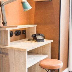 Отель Max Brown Hotel Museum Square Нидерланды, Амстердам - 3 отзыва об отеле, цены и фото номеров - забронировать отель Max Brown Hotel Museum Square онлайн удобства в номере
