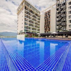 Отель Quinter Central Nha Trang бассейн фото 2