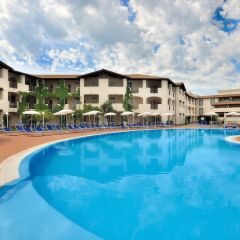 Отель Cala Della Torre Resort Синискола бассейн фото 3