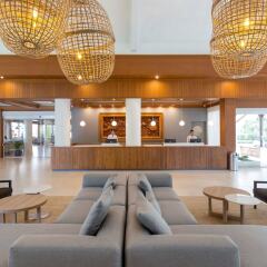 Отель Sunwing Bangtao Beach интерьер отеля