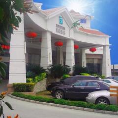 Xiamen Xinyi Hotel Сямынь парковка