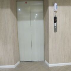 Отель Suvarnabhumi Oriental Resort Бангкок сейф в номере
