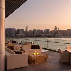 Отель Rosewood Abu Dhabi ОАЭ, Абу-Даби - 3 отзыва об отеле, цены и фото номеров - забронировать отель Rosewood Abu Dhabi онлайн балкон