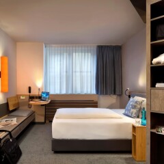 Отель Fleming's Express Hotel Frankfurt Германия, Франкфурт-на-Майне - отзывы, цены и фото номеров - забронировать отель Fleming's Express Hotel Frankfurt онлайн комната для гостей фото 4