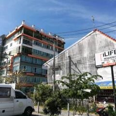 Отель iLife Residence Phuket парковка