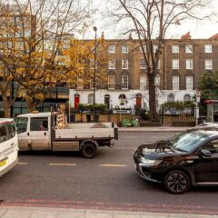Апартаменты Spacious Pentonville Road Apartment - MLH Лондон фото 2