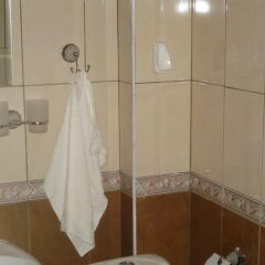 Hotel White Rose Балчик ванная