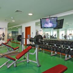 Al Raha Beach Hotel Villas фитнесс-зал фото 3