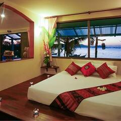 Отель Aochalong Villa Resort & Spa Таиланд, Бухта Чалонг - отзывы, цены и фото номеров - забронировать отель Aochalong Villa Resort & Spa онлайн комната для гостей фото 2