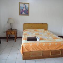 Отель Daniela's Place Филиппины, Пампанга - отзывы, цены и фото номеров - забронировать отель Daniela's Place онлайн комната для гостей фото 4