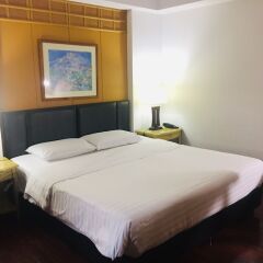 Отель Mall Suites Express Бангкок комната для гостей фото 3