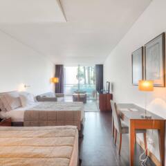 Отель Vidamar Resort Madeira - Half Board Only Португалия, Фуншал - отзывы, цены и фото номеров - забронировать отель Vidamar Resort Madeira - Half Board Only онлайн комната для гостей фото 4