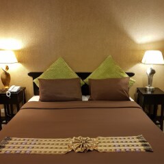 Отель Eastin Easy Siam Piman Бангкок сейф в номере