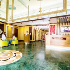 Sun and Sands Hotel Clock Tower интерьер отеля