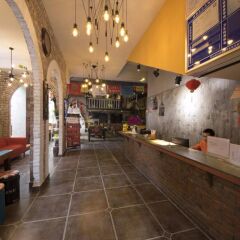 Chengdu Dreams Travel Youth Hostel интерьер отеля