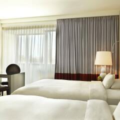 Отель Hyatt Regency Köln комната для гостей фото 5