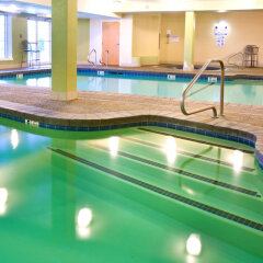 Отель Mountain Edge Resort & Spa at Sunapee бассейн