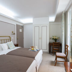 Azur Hotel комната для гостей