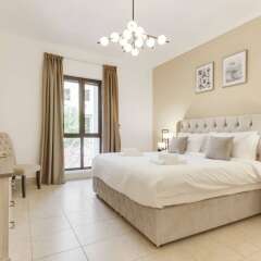 Отель Newly Furnished Family Home Near Burj Khalifa! Дубай фото 5