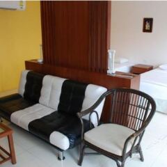 Апартаменты The Pier Phuket Apartment комната для гостей фото 3