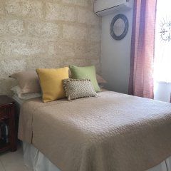 Stones Throw From The Beach in Holetown, Barbados from 185$, photos, reviews - zenhotels.com guestroom