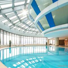 Отель Novotel Shanghai Atlantis бассейн фото 2