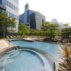 Отель Le Meridien Cyberport с домашними животными
