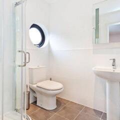 Отель Kings Cross Guesthouse Лондон ванная