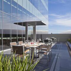 Отель Hilton Guadalajara гостиничный бар