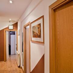 Отель Hostal La Casa de La Plaza Испания, Мадрид - отзывы, цены и фото номеров - забронировать отель Hostal La Casa de La Plaza онлайн интерьер отеля фото 3