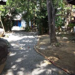 Отель Lanta Lily Resort Ланта парковка